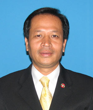 ประชา ประสพดี