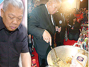 สมัคร สุนทรเวช