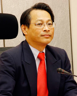 รศ.สุชาติ ธาดาธำรงเวช