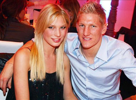 บาสเตียน ชไวน์สไตเกอร์