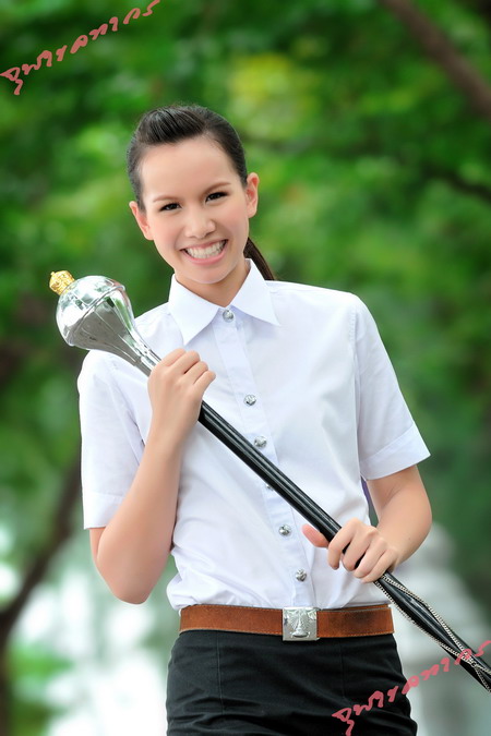 เชียร์ลีดเดอร์ จุฬาฯ ฟุตบอลประเพณี 