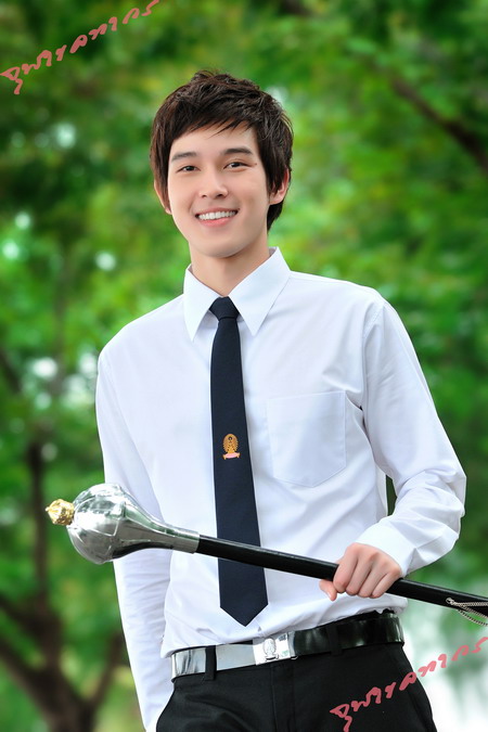 เชียร์ลีดเดอร์ จุฬาฯ ฟุตบอลประเพณี 