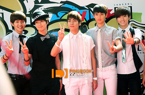 วง SHINee