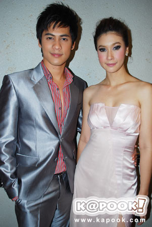 ซี ศิวัฒน์ - เอมี่ กลิ่นประทุม