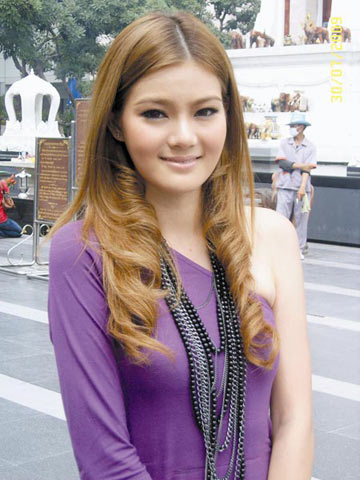  ดิว - อริสรา  ทองบริสุทธิ์