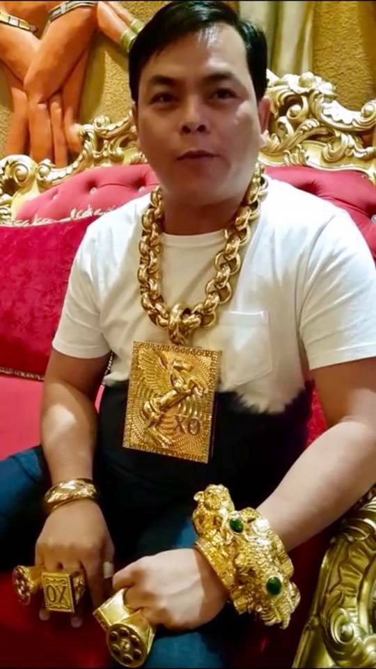 บิ๊กไบค์ทองคำ