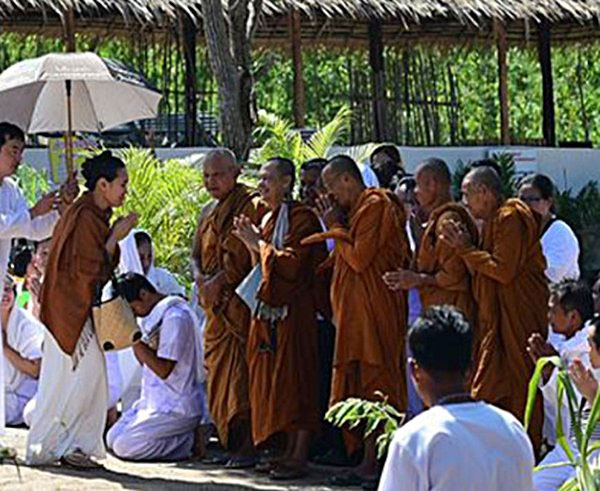 อาจารย์อ้อย เจ้าสำนักเตโชวิปัสสนา