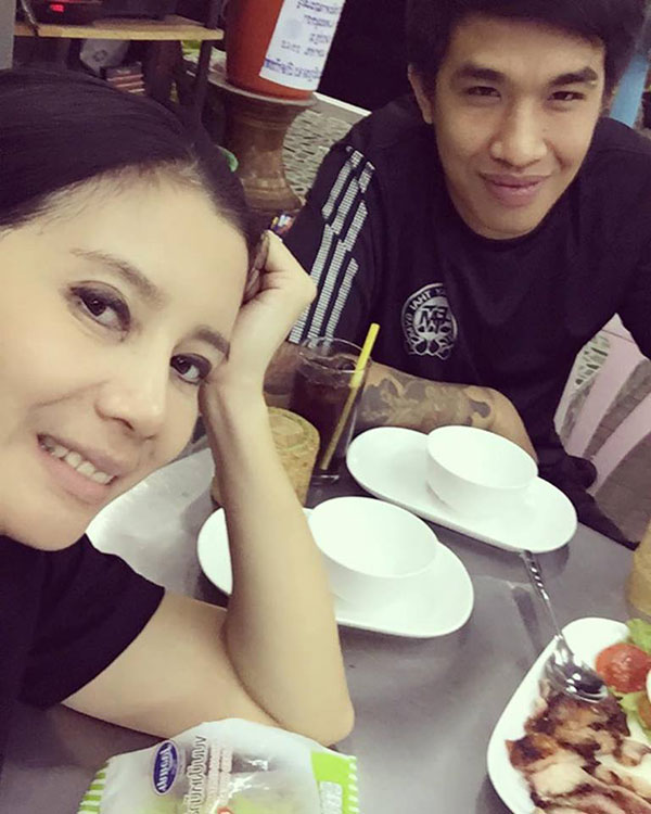 เสก โลโซ