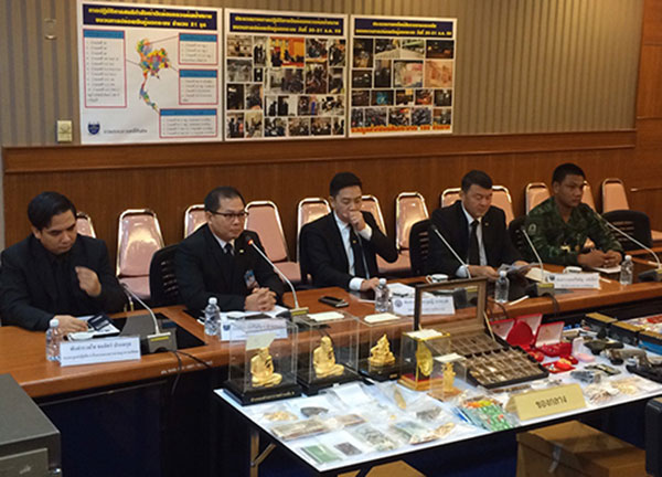 แก๊งเงินกู้นอกระบบ