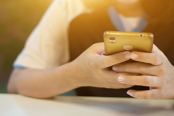 เช็กมือถือแฟน ผิดกฎหมาย