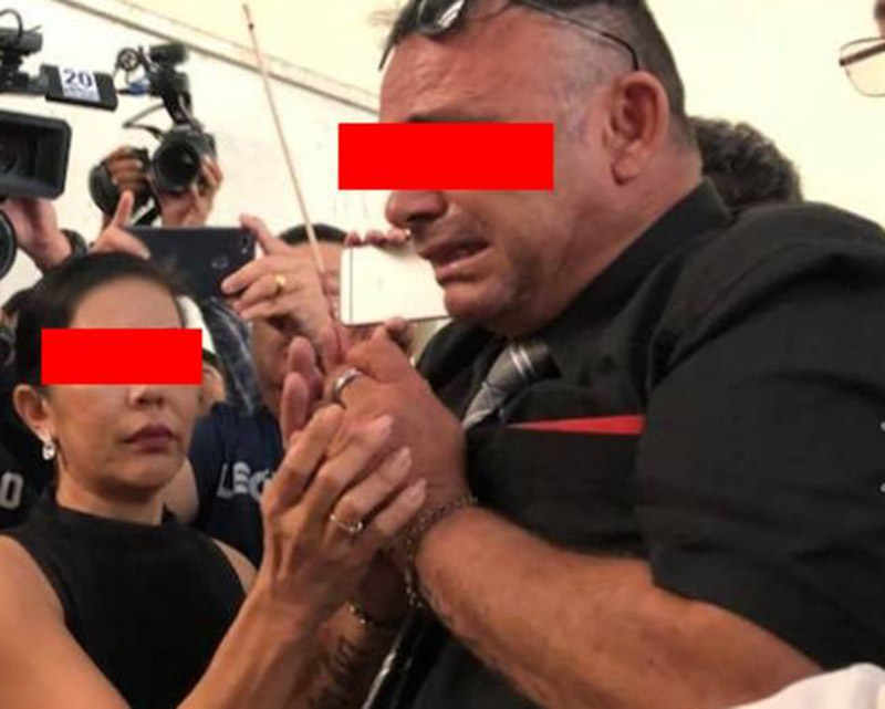 เด็กลูกครึ่งตกตึก