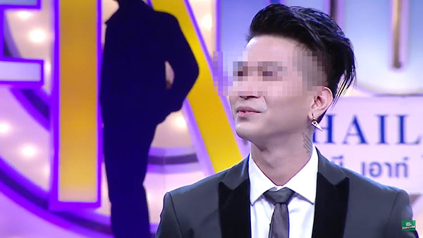 ข่มขืนผู้หญิง