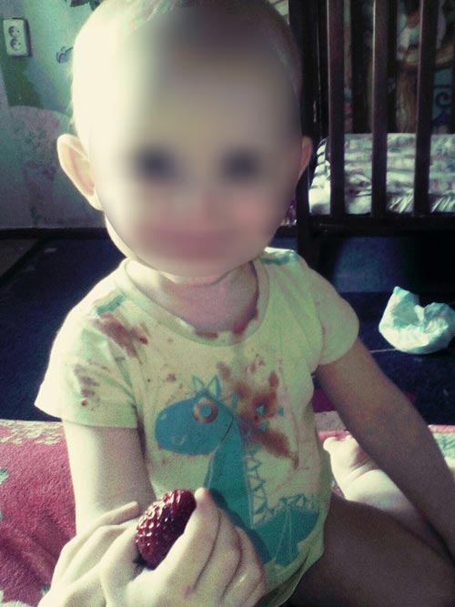 แม่ทิ้งลูกน้อยอดอยากตายคาห้อง