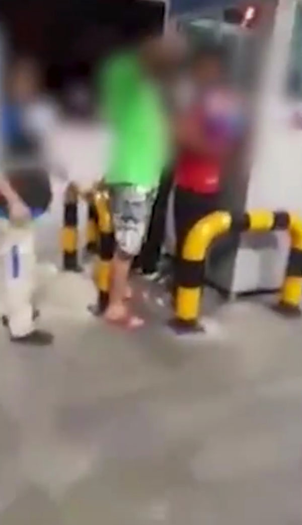 เด็กปั๊มโกงราคา