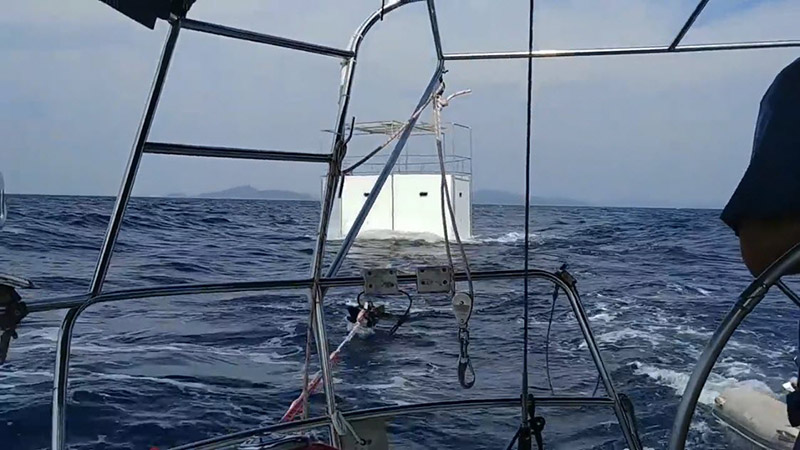 บ้านลอยน้ำ