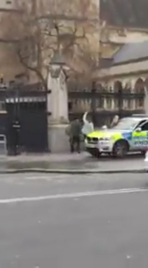 ก่อการร้ายอังกฤษ