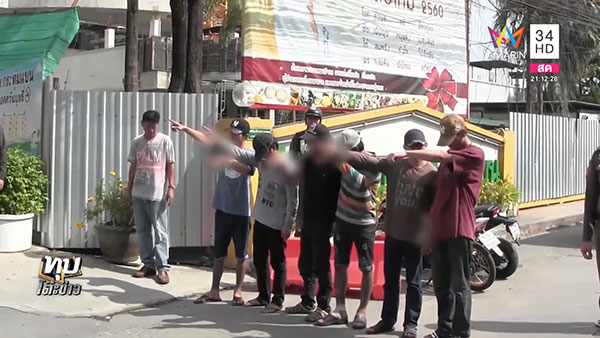 วัยรุ่นตีกันในโรงพยาบาลกระทุ่มแบน