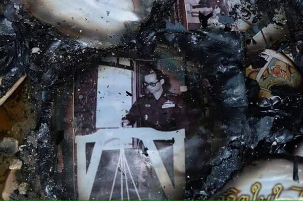 พระบรมฉายาลักษณ์ในหลวง