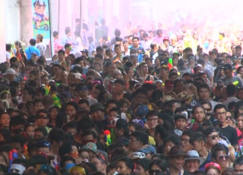 วันนี้วันสุดท้าย ! สงกรานต์สีลม ก่อนบิ๊กคลีนนิ่งเที่ยงคืน