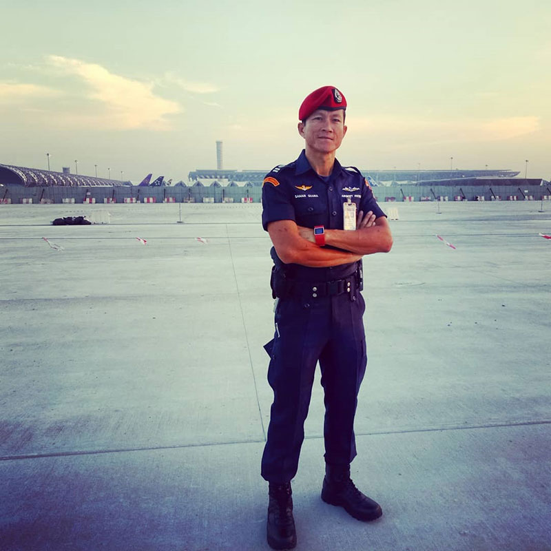 รูปปั้นจ่าแซม