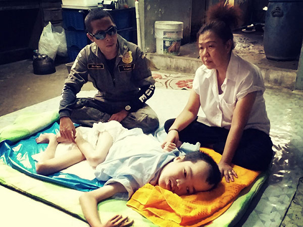 ปรเมศร์ มีสมภพ