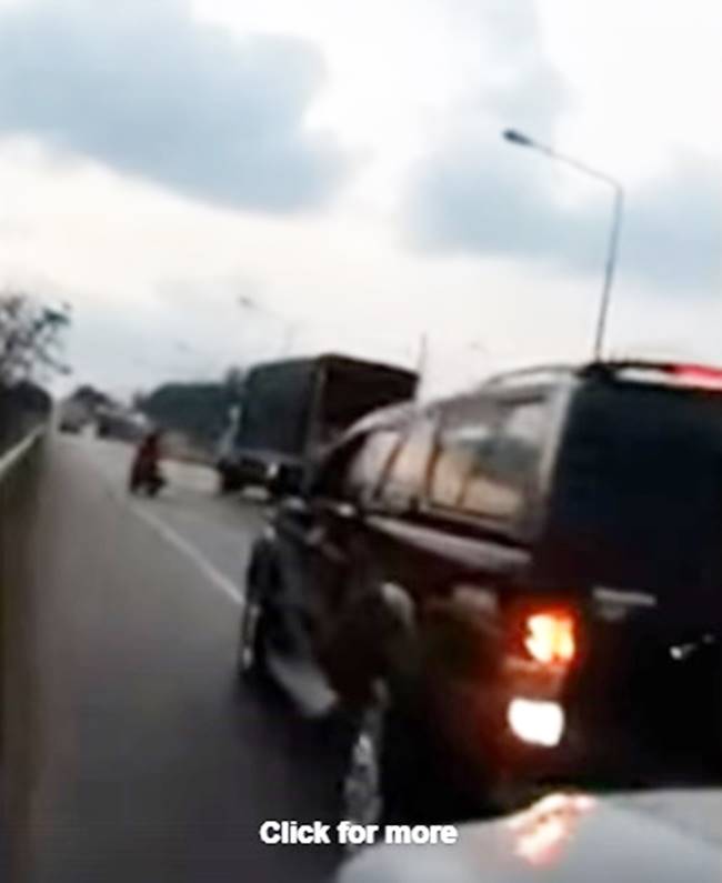 กระบะปาดไปปาดมาทั่วถนน