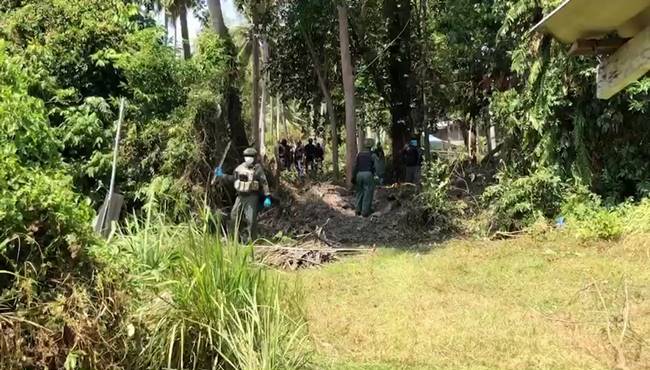 บึ้มสนั่นหน้าโรงเรียน