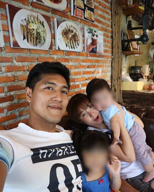 ทศพร ศรีเรือง