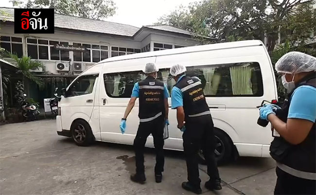 ข่มขืนเด็กหญิงในรถ