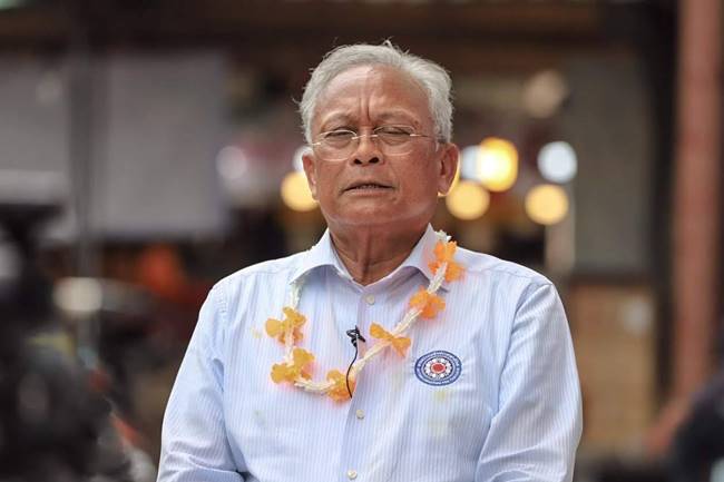 สุเทพ เห็นด้วย ประยุทธ์ ปัดขึ้นเวทีดีเบต 