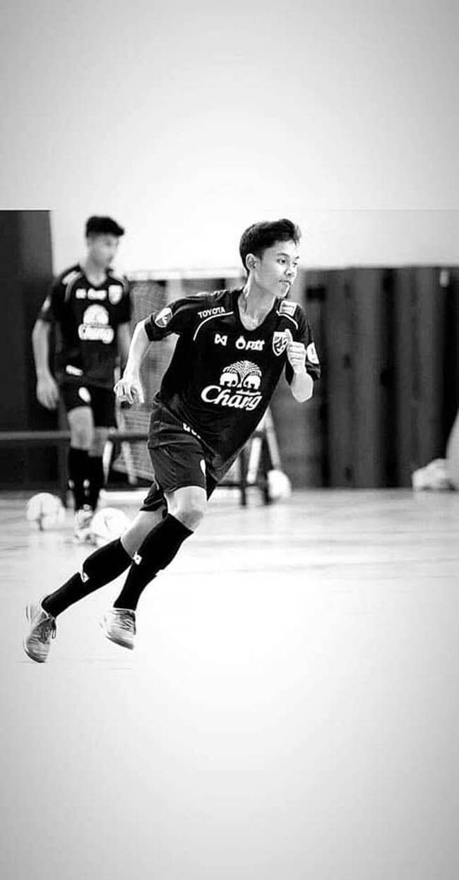 เพื่อนน้องเบส เล่านาทีชนรถพ่วง 