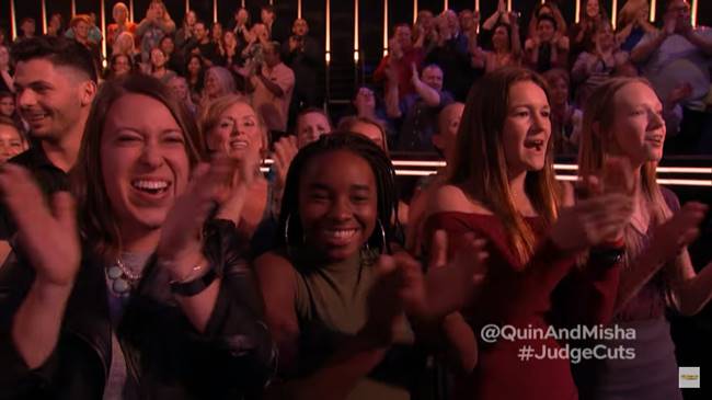 หญิงไทยวัย 71 ปี ได้รับ Golden Buzzer 