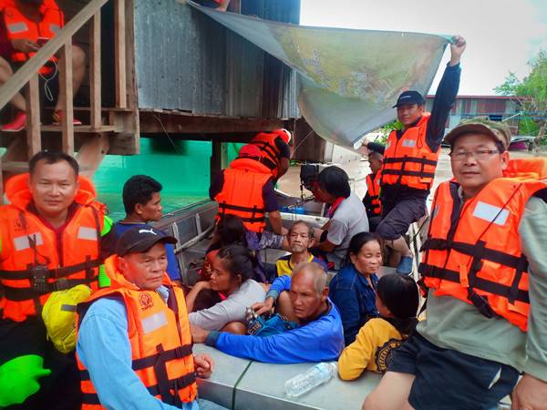 น้ำท่วมบ้านไผ่