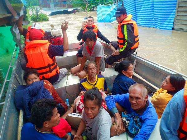 น้ำท่วมบ้านไผ่