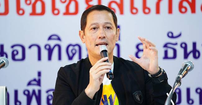 วิษณุ เครืองาม  อนุดิษฐ์ นาครทรรพ