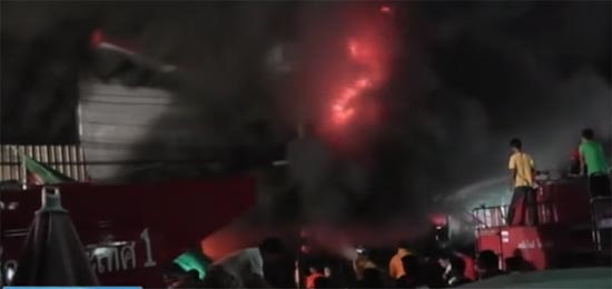 ไฟไหม้ตลาดโรงเกลือสระแก้ว วอดหลายคูหา เสียหายนับล้านบาท (มีคลิป)