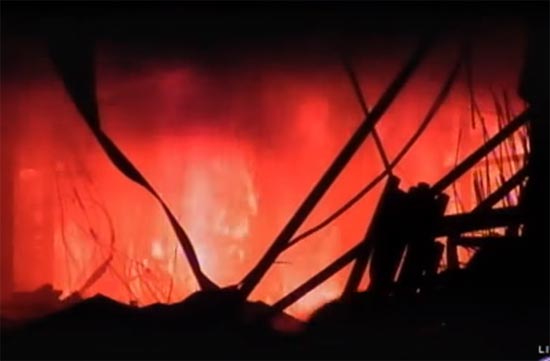 ไฟไหม้ตลาดโรงเกลือสระแก้ว วอดหลายคูหา เสียหายนับล้านบาท (มีคลิป)