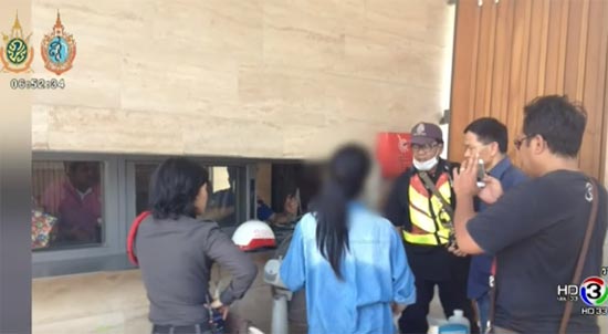 เปิดวงจรปิด-ไล่ล่าฟอร์จูนเนอร์สีดำ ฉุดนักเรียนหญิงสตรีนนทบุรี (มีคลิป)