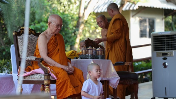 น้องกร วัดป่ามณีกาญจน์