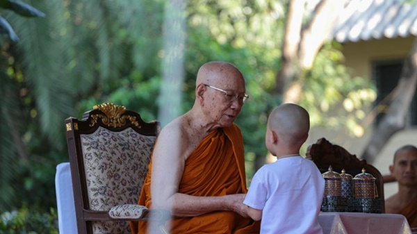 น้องกร วัดป่ามณีกาญจน์