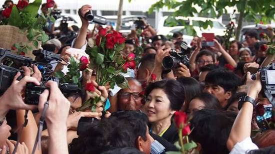 ยิ่งลักษณ์ เบิกความพยานจำเลยนัดแรก ยันจำนำข้าวเป็นประโยชน์ต่อชาวนา