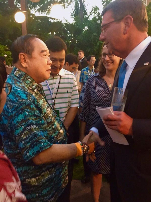 พล.อ. ประวิตร ไปฮาวาย 