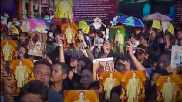 คลิปเพลงพระราชาผู้ทรงธรรม 