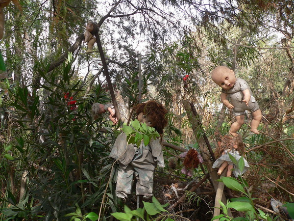 เปิดตำนานหลอนแห่งเกาะตุ๊กตาผี สถานที่ชวนขนหัวลุก