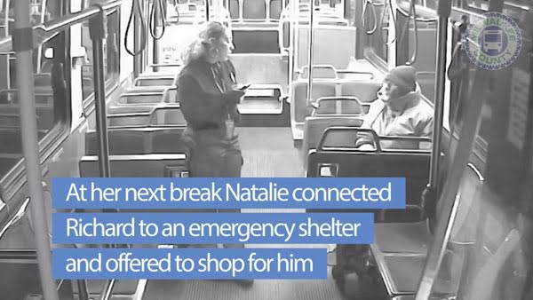 สาวขับรถเมล์ใจงาม