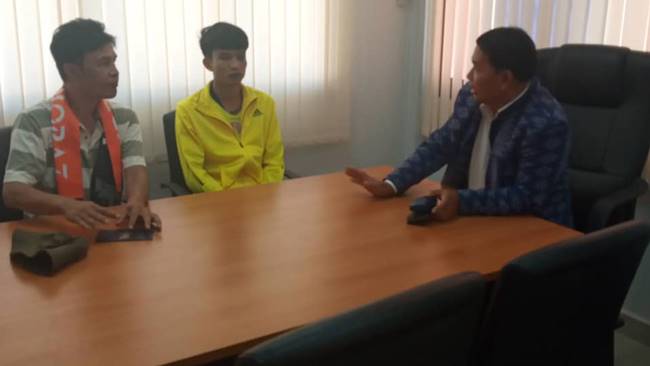 หนุ่ย หน้าลาย