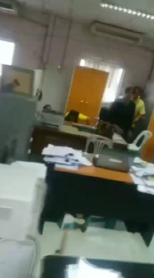 เล่นพนัน