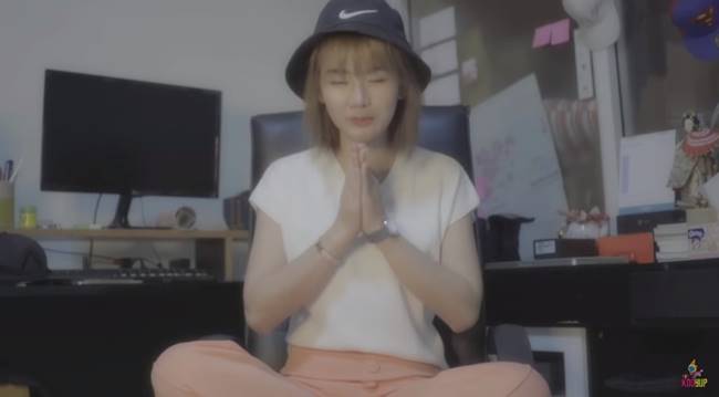 ใบเตย เพลงที่มีงูออกมา