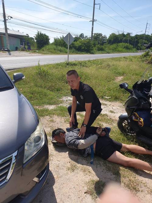 ฆ่ายัดตู้เย็น