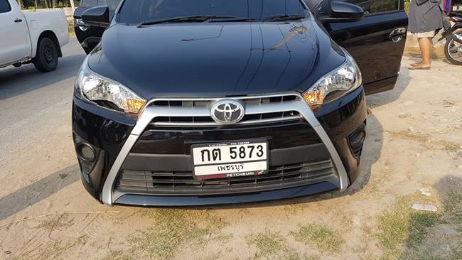 คลอดลูกบนรถ